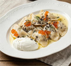 Пельмени с креветками и красной икрой 3046